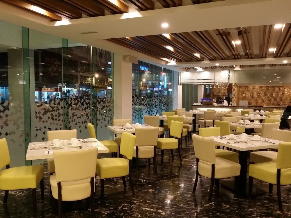 Promenade Hotel בינטולו מראה חיצוני תמונה