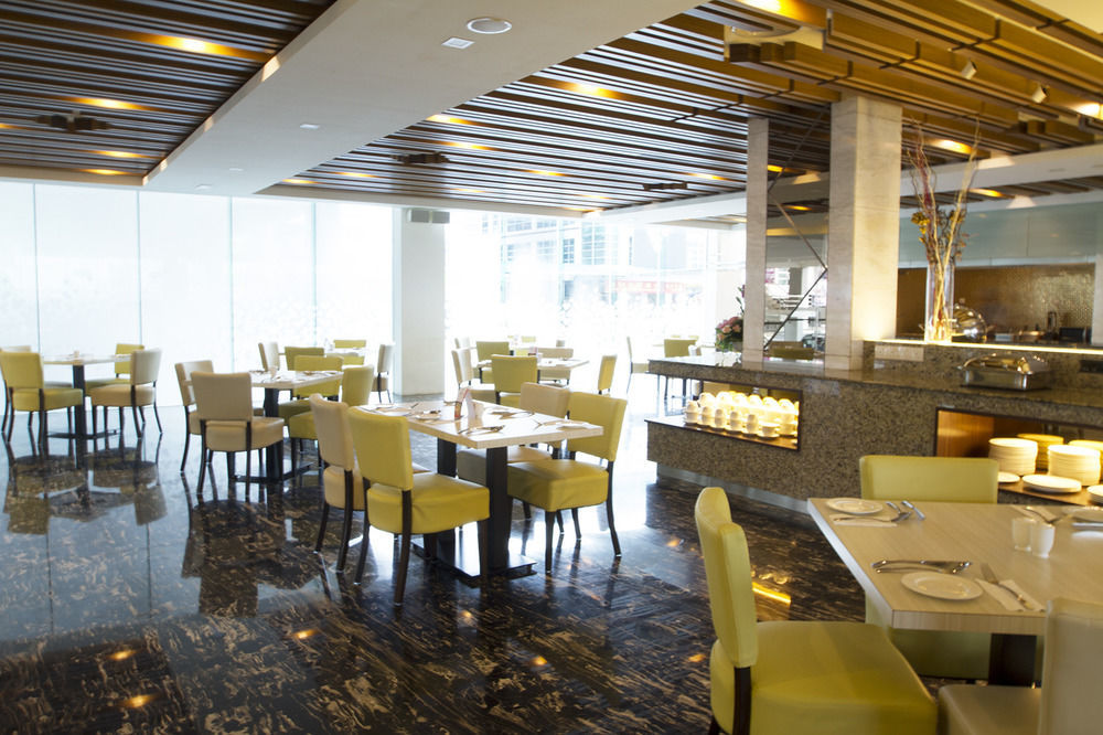 Promenade Hotel בינטולו מראה חיצוני תמונה