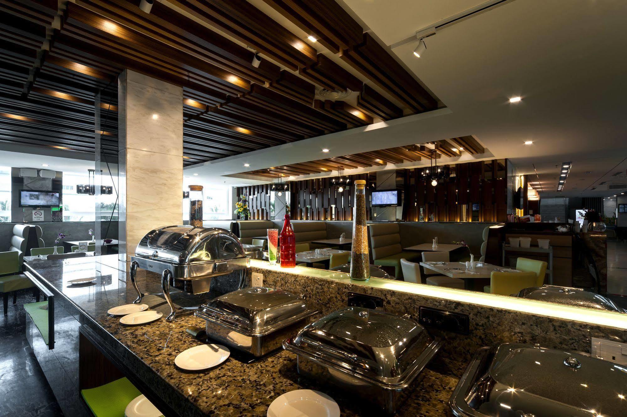 Promenade Hotel בינטולו מראה חיצוני תמונה