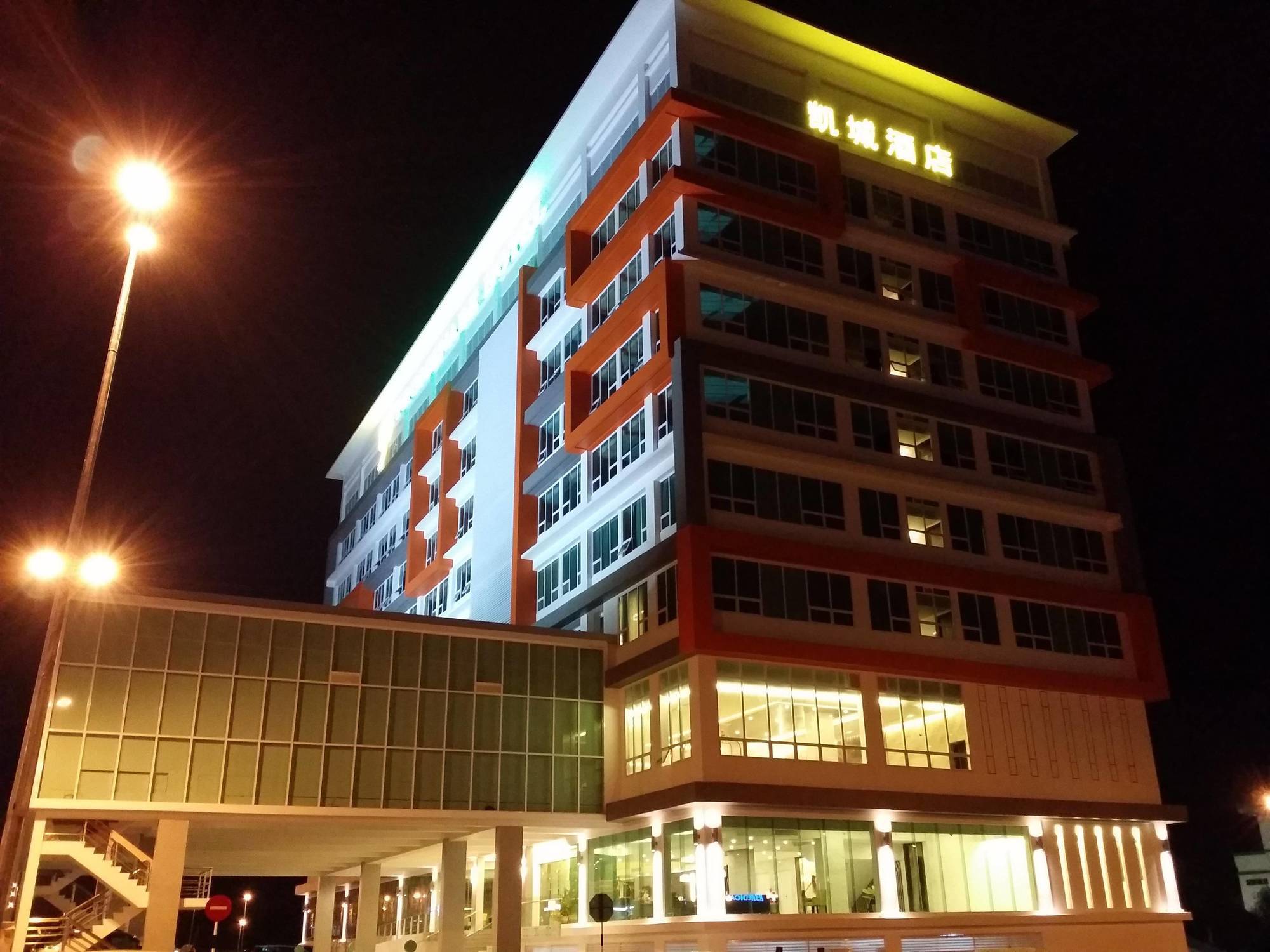 Promenade Hotel בינטולו מראה חיצוני תמונה